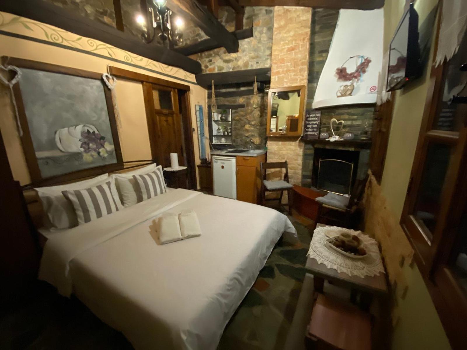 Traditional Guesthouse Erato Палеос-Пантелеймонас Екстер'єр фото