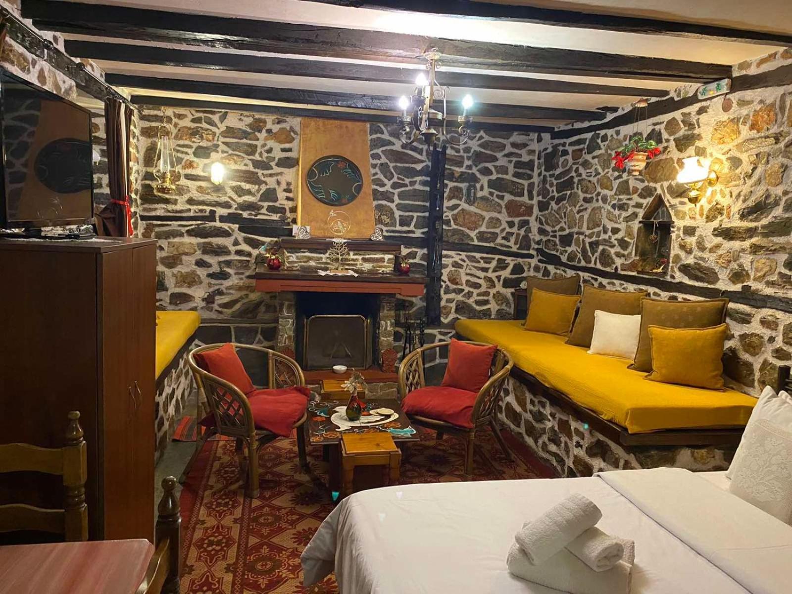 Traditional Guesthouse Erato Палеос-Пантелеймонас Екстер'єр фото